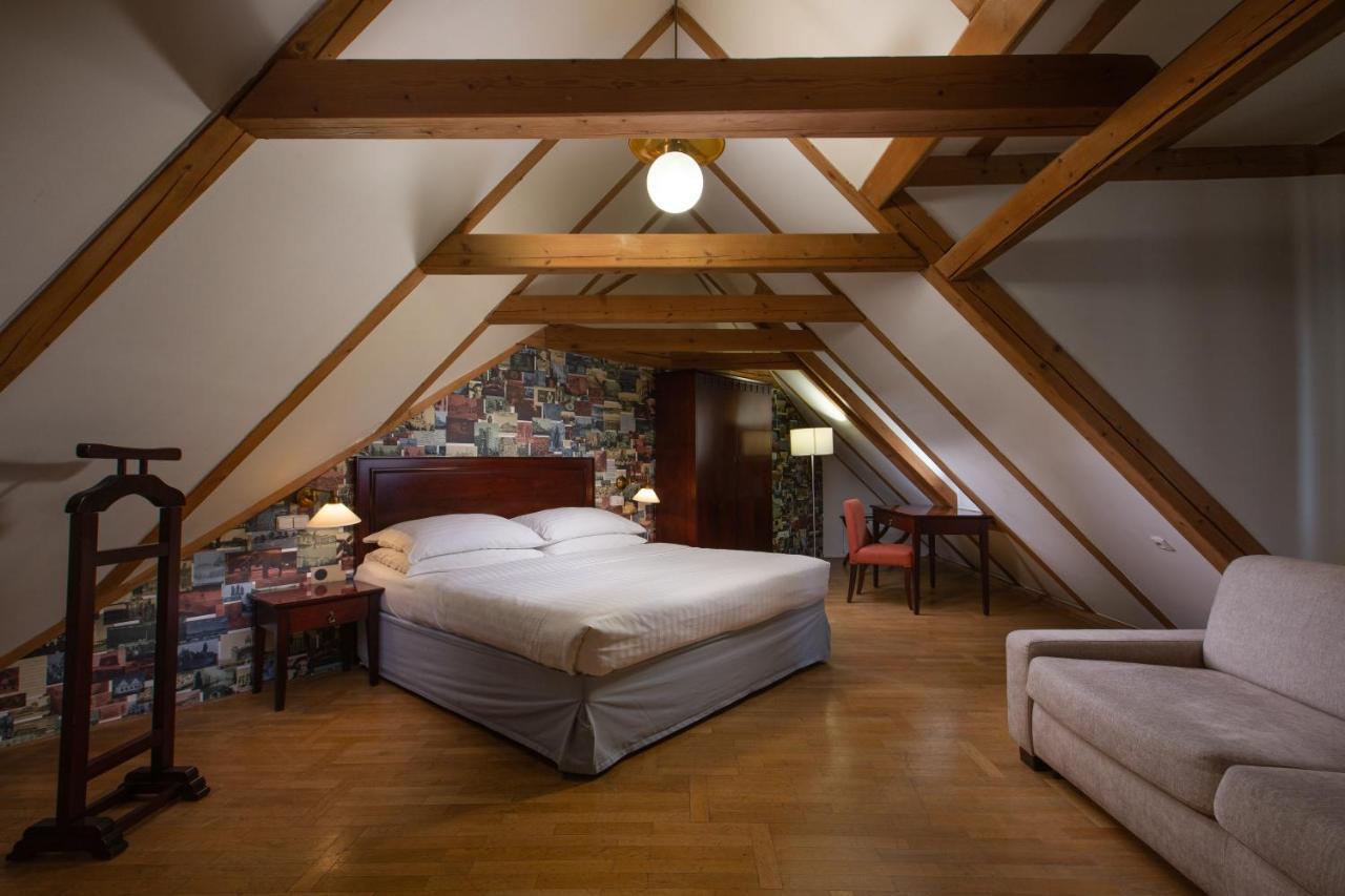 Aparthotel Charles Bridge & By Sivek 4*